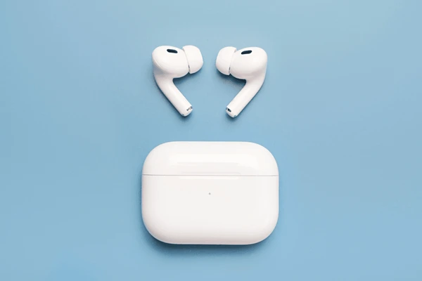 Apple AirPods with Inbuilt Cameras